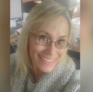 Meet your Posher, Tina